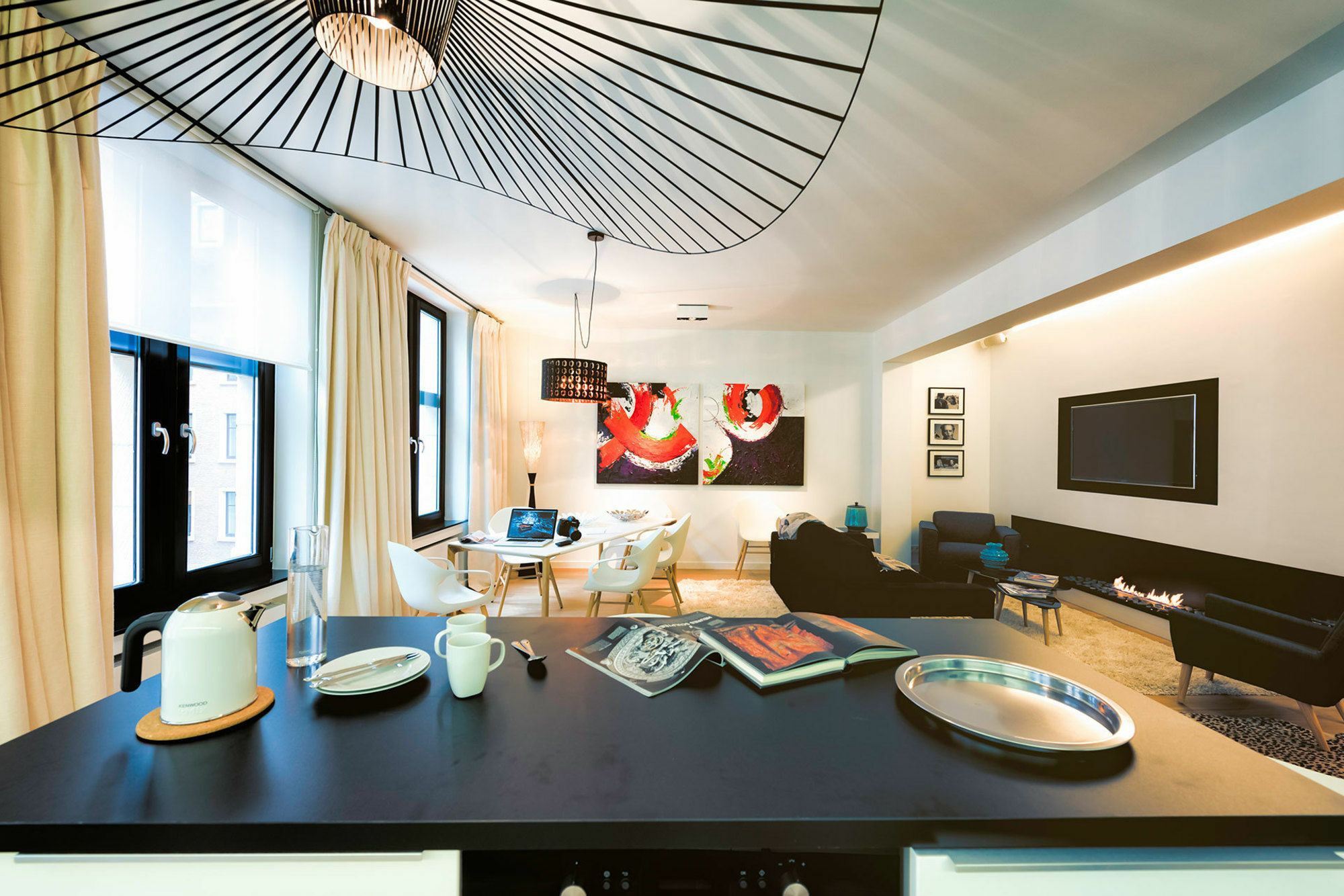 Charles Home - Grand Place Aparthotel Брюссель Экстерьер фото