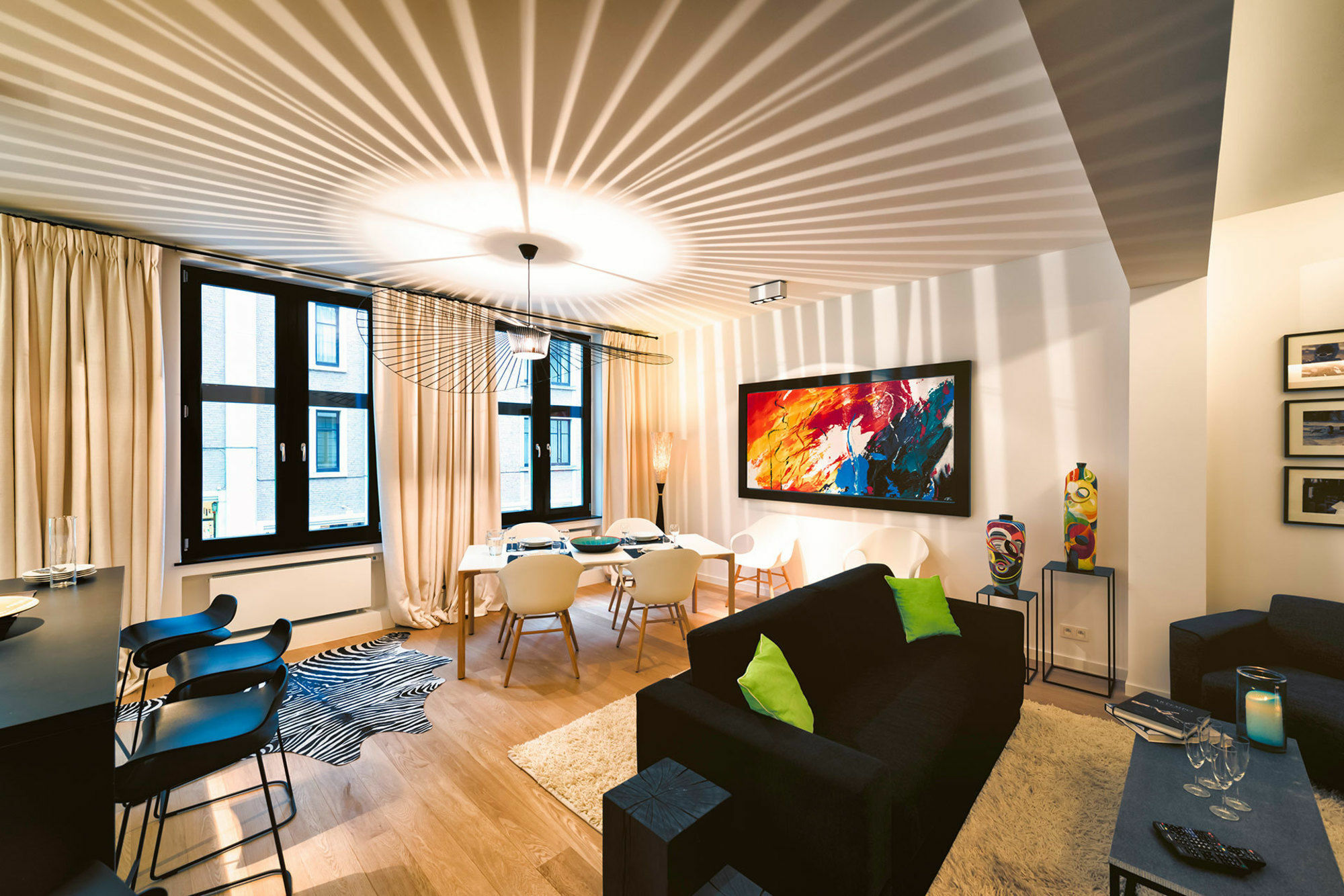 Charles Home - Grand Place Aparthotel Брюссель Экстерьер фото