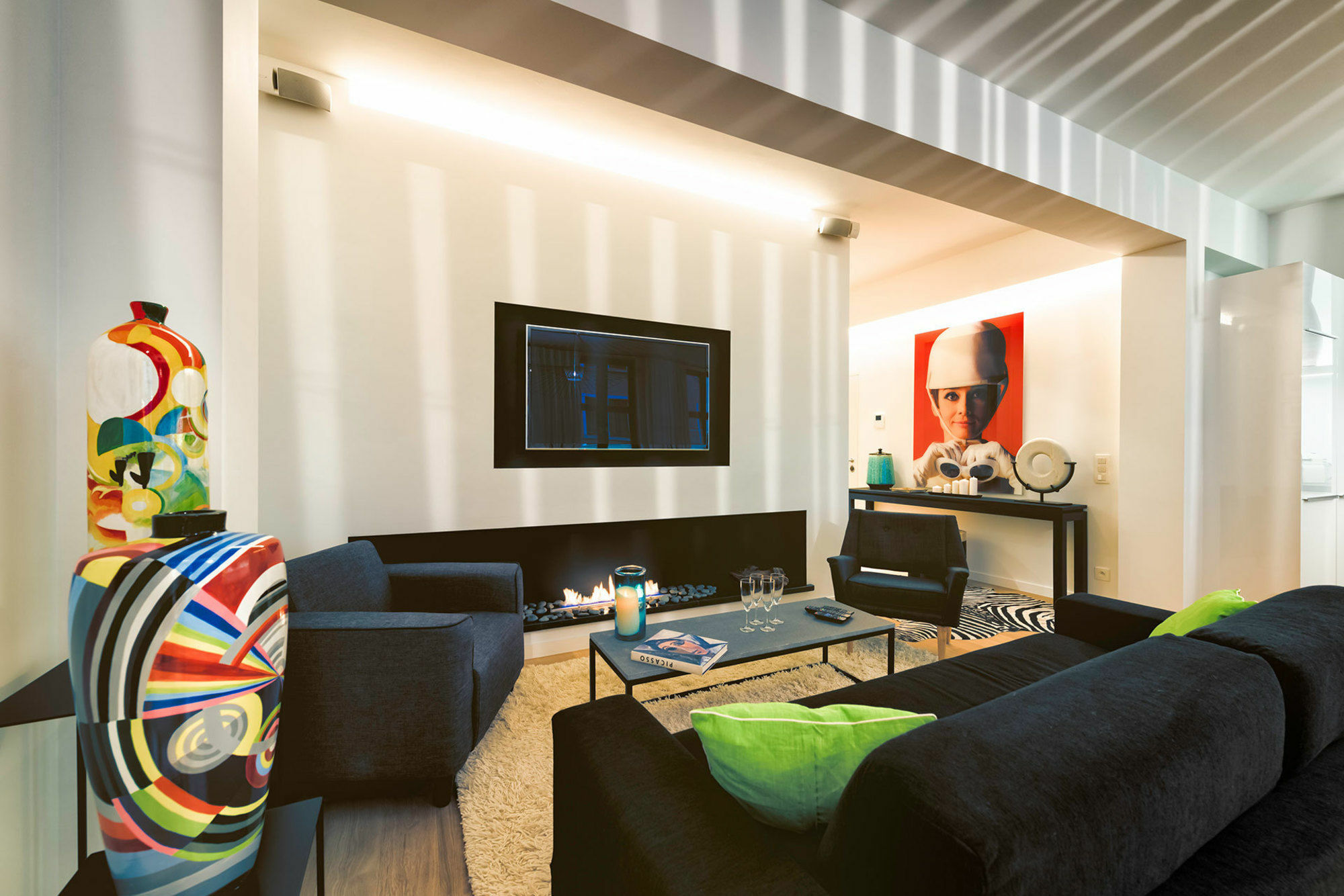 Charles Home - Grand Place Aparthotel Брюссель Экстерьер фото