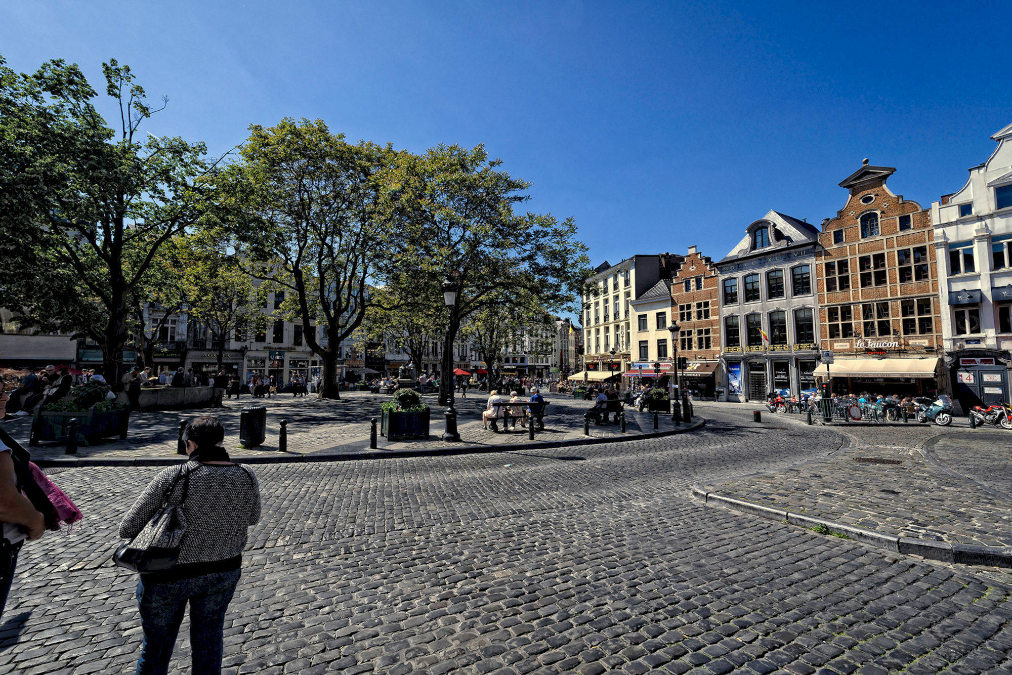 Charles Home - Grand Place Aparthotel Брюссель Экстерьер фото