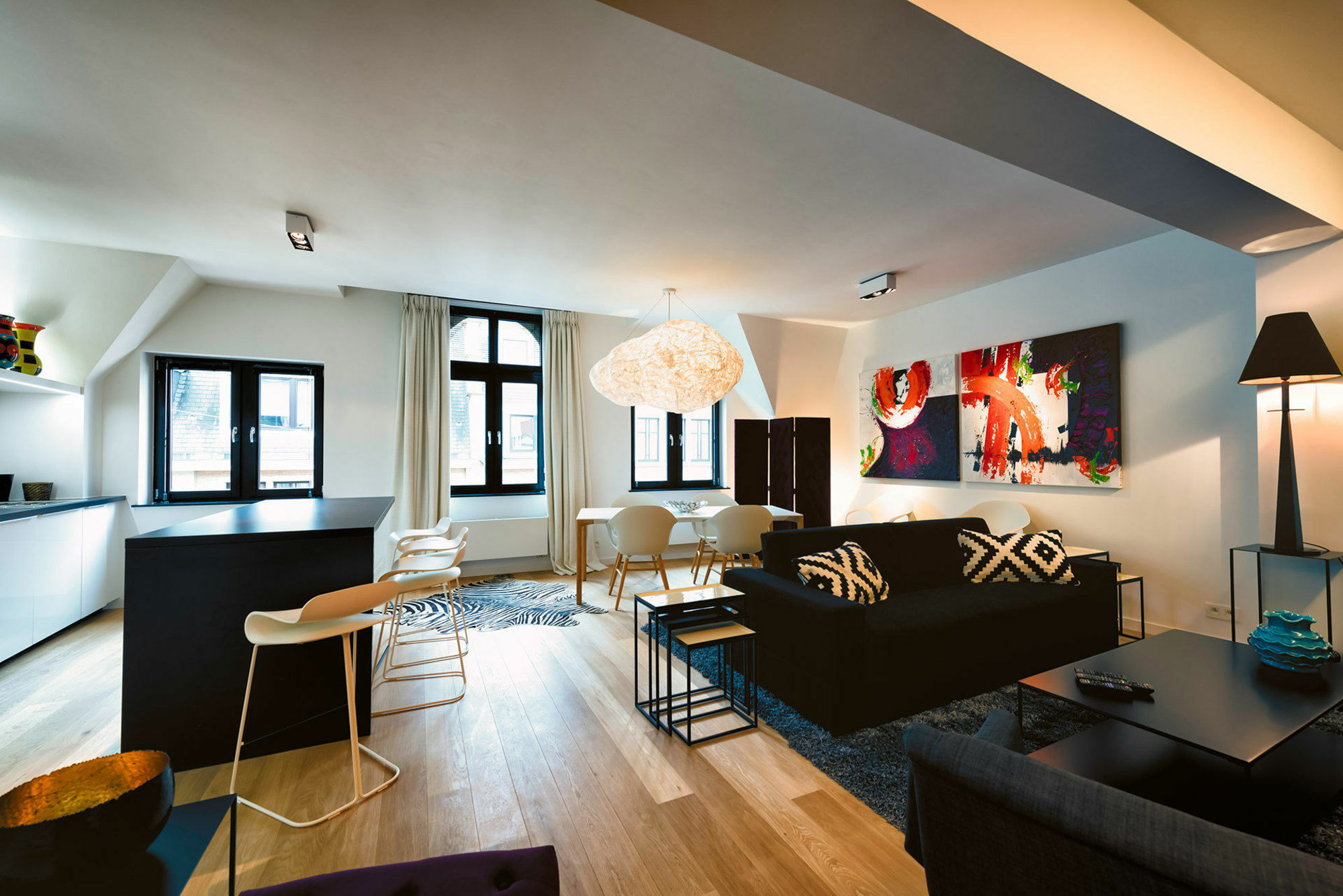 Charles Home - Grand Place Aparthotel Брюссель Экстерьер фото