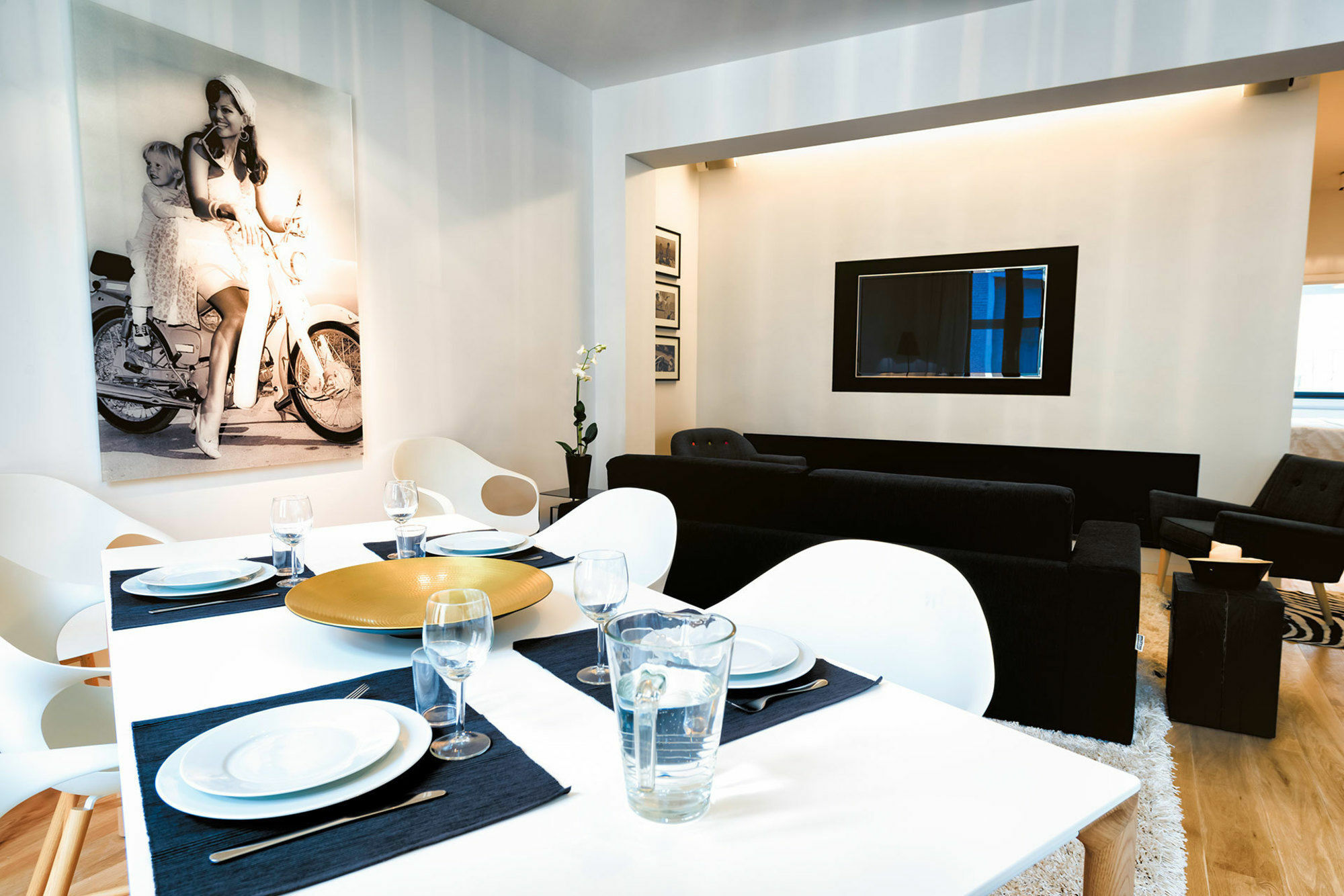 Charles Home - Grand Place Aparthotel Брюссель Экстерьер фото